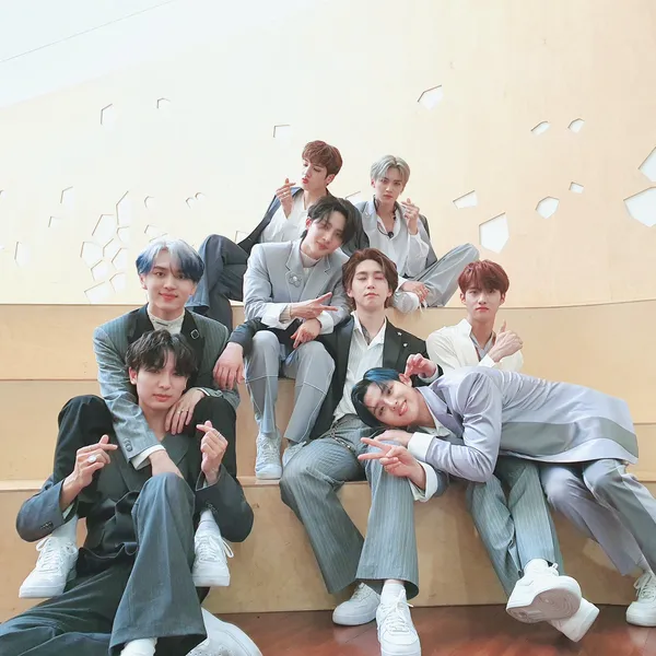 Idol_Top_Banner