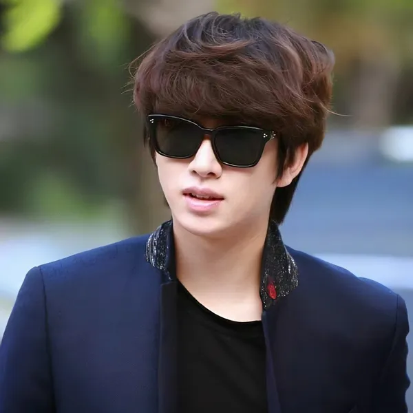 Idol_Top_Banner