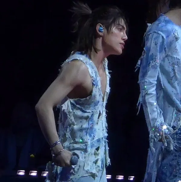 Idol_Top_Banner