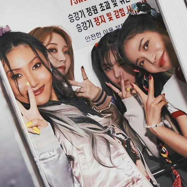 Idol_Top_Banner
