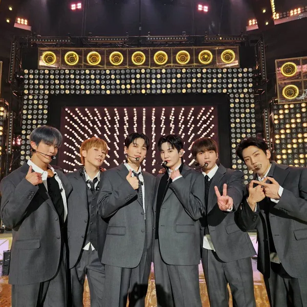 Idol_Top_Banner