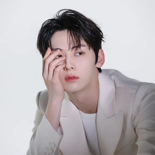 Idol_Top_Banner