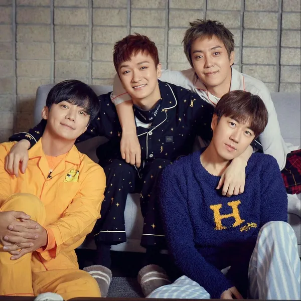 Idol_Top_Banner