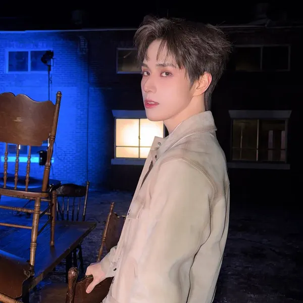 Idol_Top_Banner
