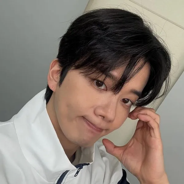 Idol_Top_Banner
