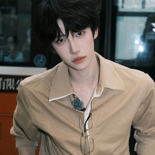 Top Photo Full of Liu Yu Love