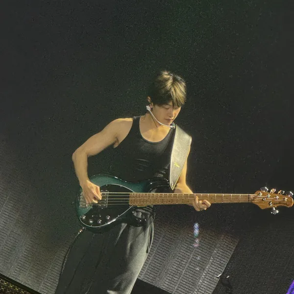 Idol_Top_Banner