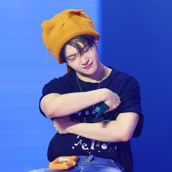 Idol_Top_Banner