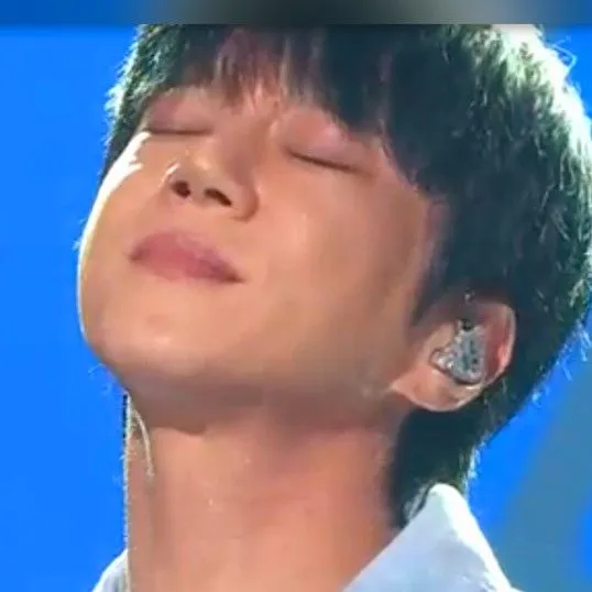 Idol_Top_Banner
