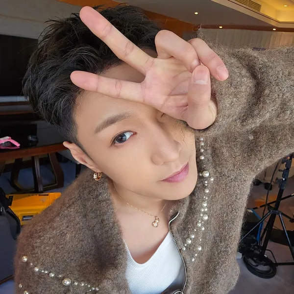 Idol_Top_Banner