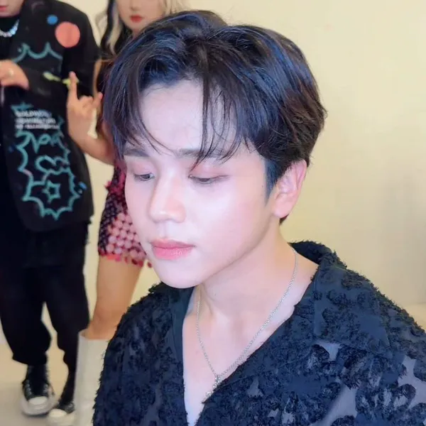 Idol_Top_Banner
