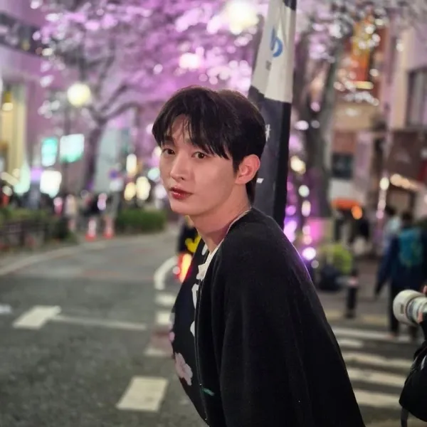 Idol_Top_Banner