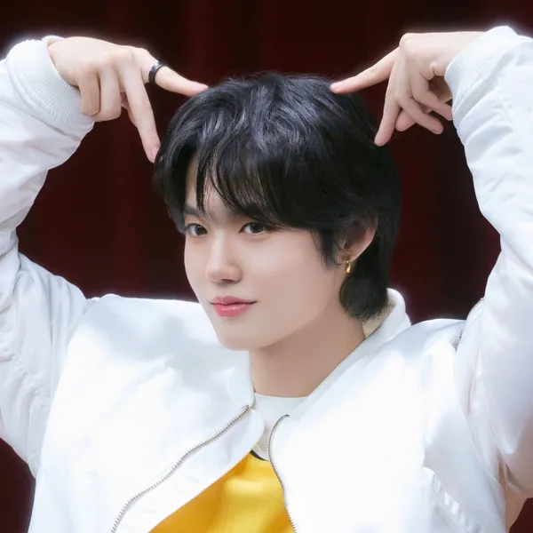 Idol_Top_Banner