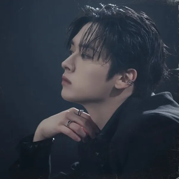 Idol_Top_Banner