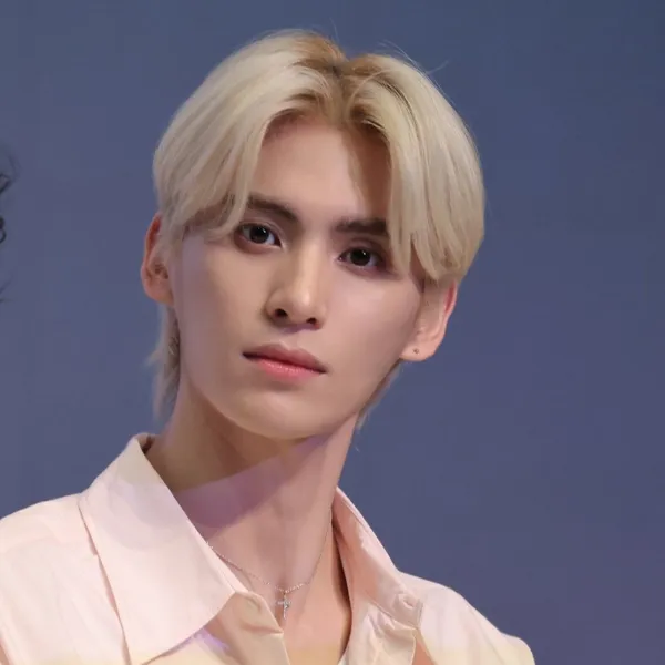 Idol_Top_Banner