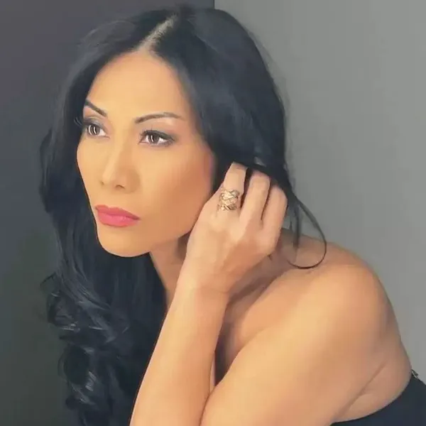Top Photo Full of Anggun Love
