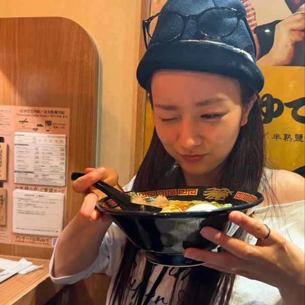 Today's Most Loved Yoon Bomi (Apink)
