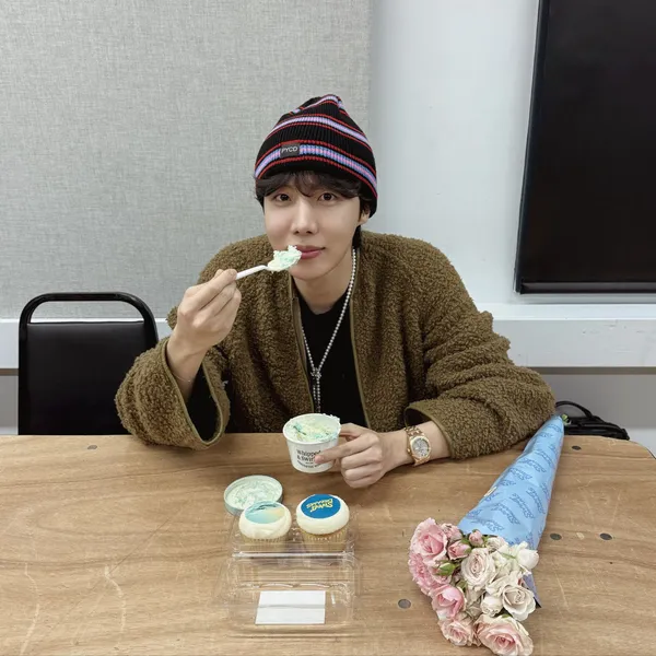 Idol_Top_Banner
