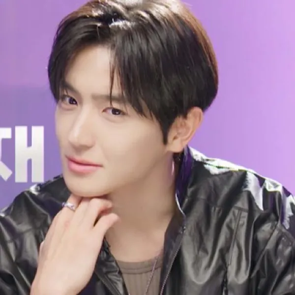 Idol_Top_Banner