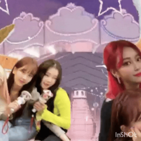 Momen Terbaik MOMOLAND Pilihan Penggemar