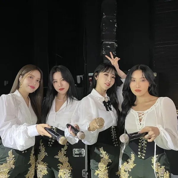Idol_Top_Banner