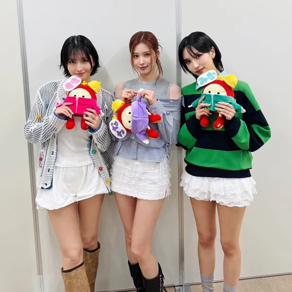 Idol_Top_Banner
