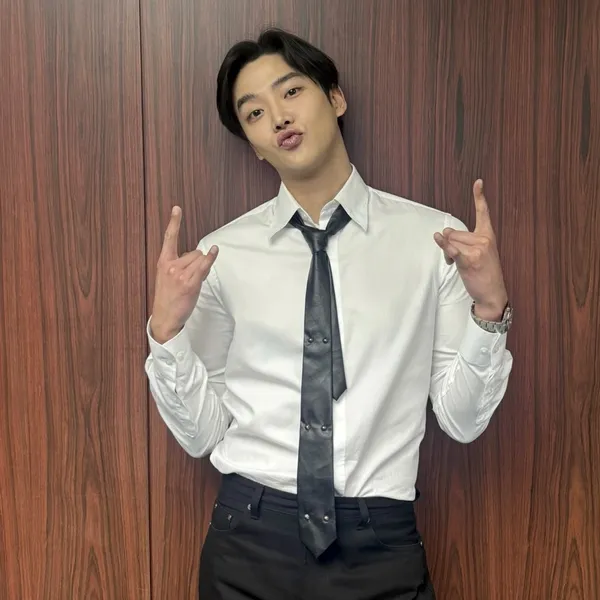 Top Photo Full of Rowoon Love