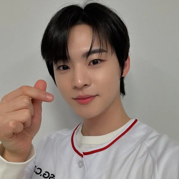 Today's Most Loved Hyojin (ONF)