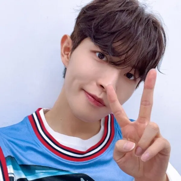 Today's Most Loved Kim Jaehwan