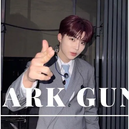 Today's Most Loved Park Gunwook (ZEROBASEONE)