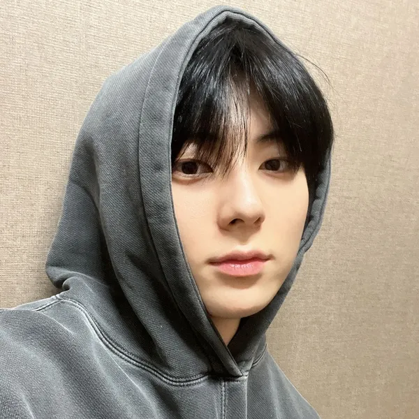 Top Photo Full of Hwang Minhyun Love