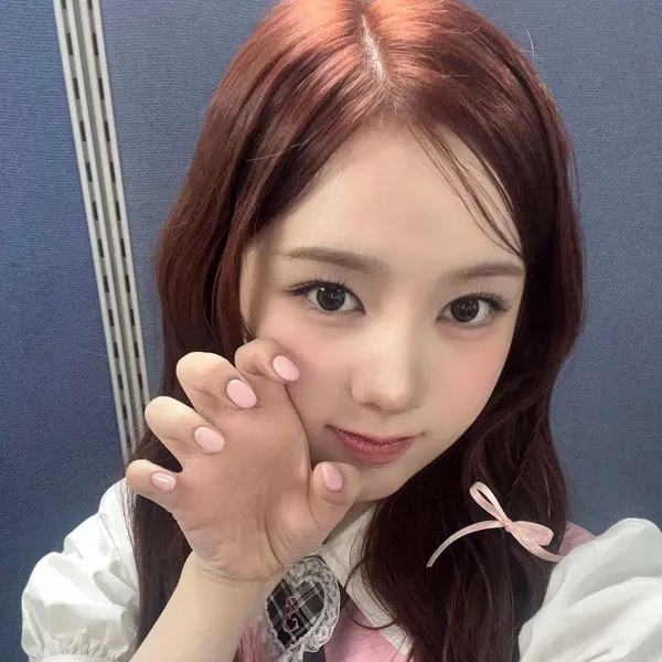 今日最受喜愛的Elisia (UNIS)