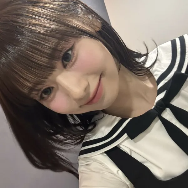 充滿粉絲愛意的賢珠 (UNIS)人氣照片