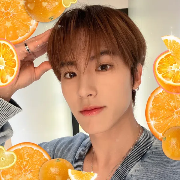 充滿粉絲愛意的Eric (THE BOYZ)人氣照片