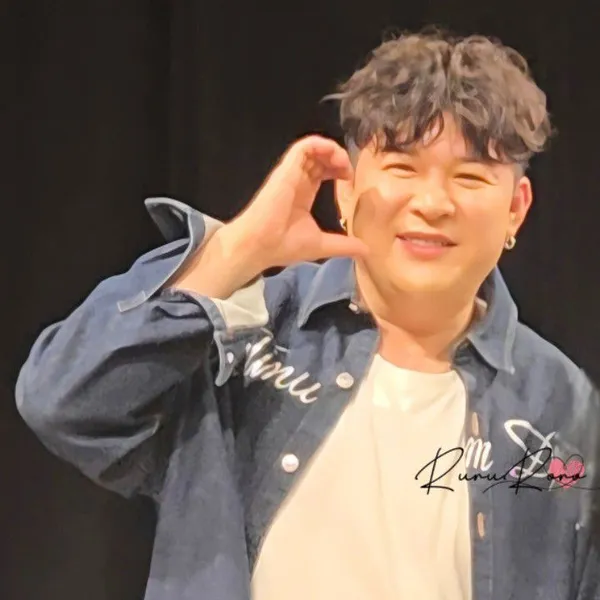 充滿粉絲愛意的神童 (Super Junior)人氣照片