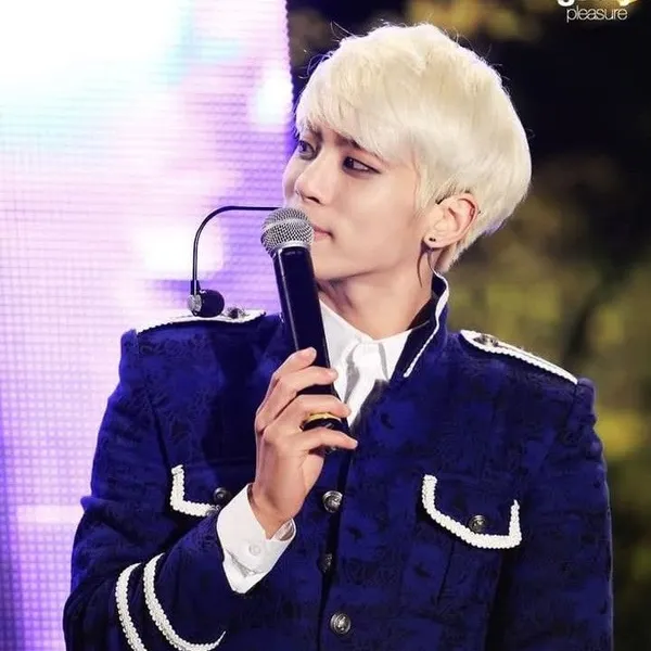 Top Photo Full of Jonghyun (SHINee) Love