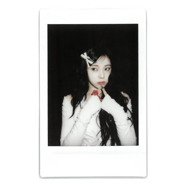 Top Photo Full of NMIXX Love