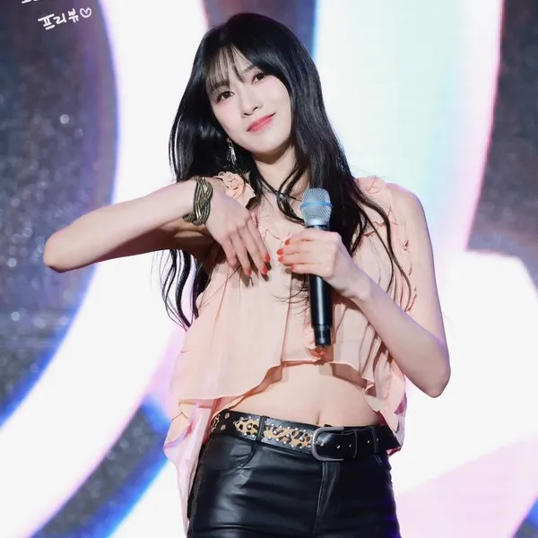 Today's Most Loved Oh Hayoung (Apink)