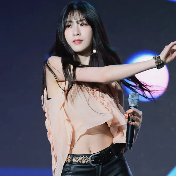 Today's Most Loved Oh Hayoung (Apink)