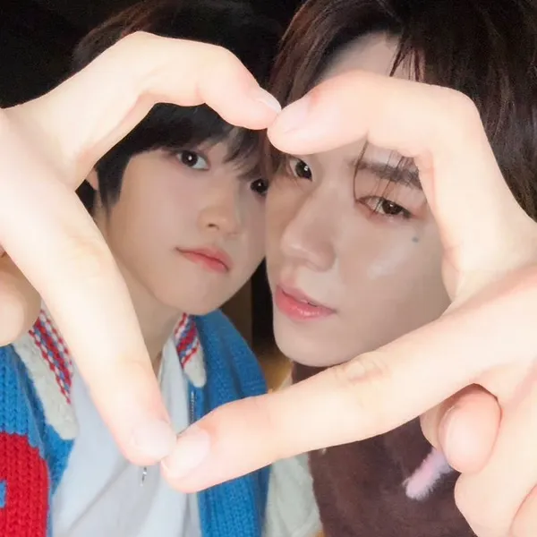 Top Photo Full of Park Juwon (AHOF) Love