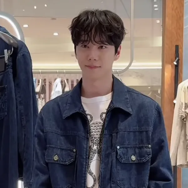 Fans' Pick: Best Moment of Lee Junyoung