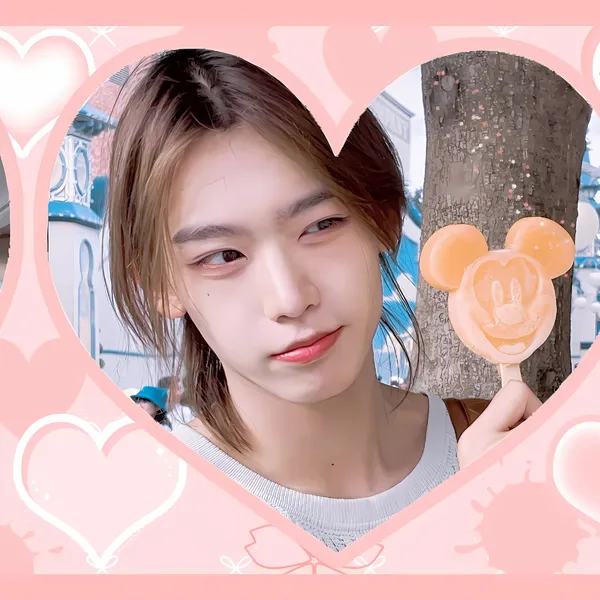 Top Photo Full of Zhang Shuaibo (AHOF) Love