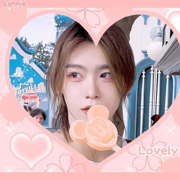 Top Photo Full of Zhang Shuaibo (AHOF) Love