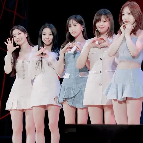 Today's Most Loved TWICE