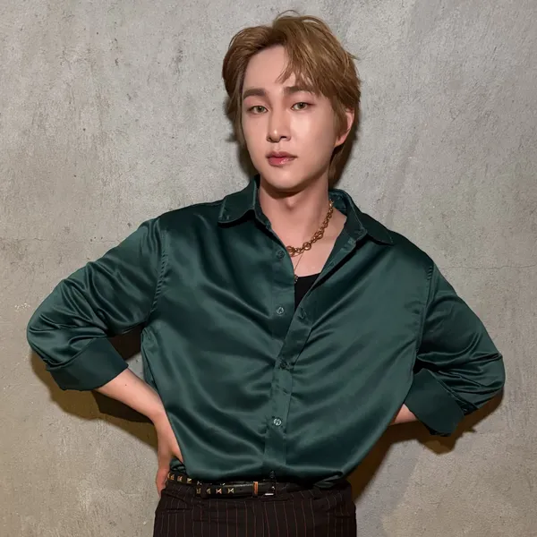 Top Photo Full of Onew (SHINee) Love