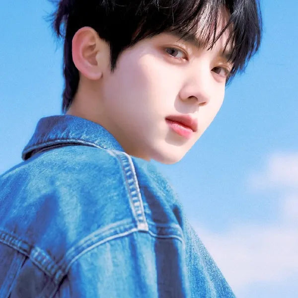 Today's Most Loved Han Yujin (ZEROBASEONE)