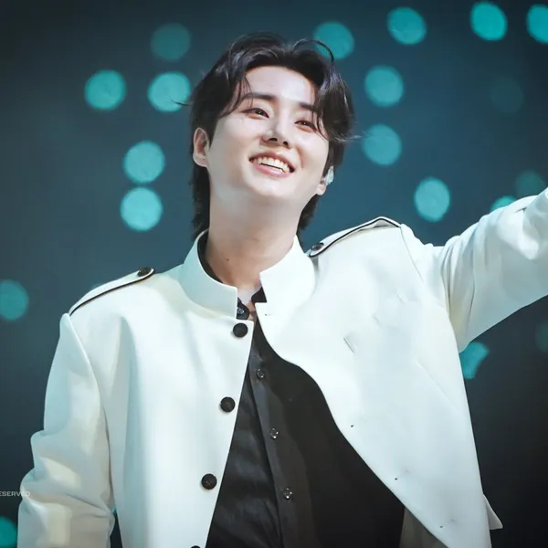 Top Photo Full of Young K (DAY6) Love