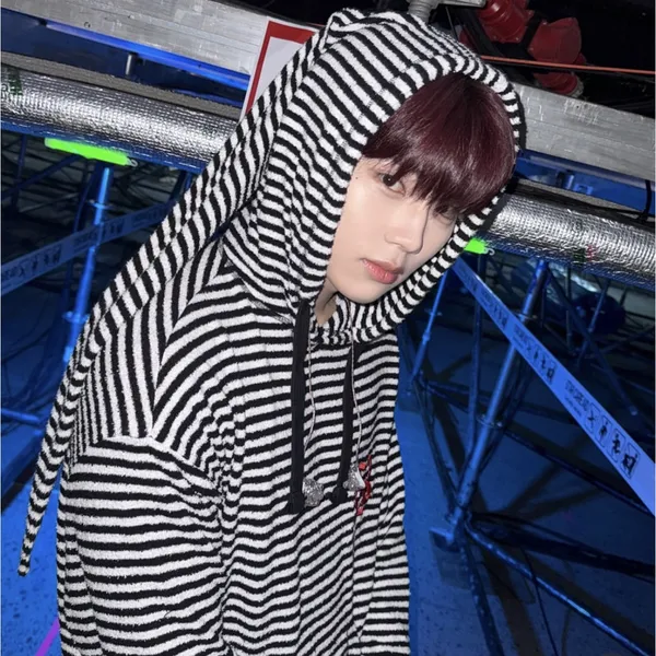 Top Photo Full of Park Gunwook (ZEROBASEONE) Love