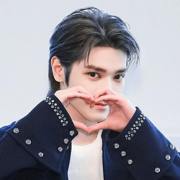 充滿粉絲愛意的泰容 (NCT 127)人氣照片