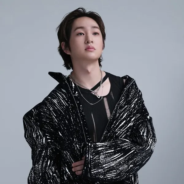 Today's Most Loved Onew (SHINee)